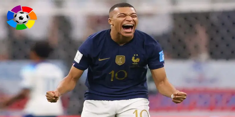 Lý do tài chính nên Real không mua Mbappe hè này - Không muốn phá vỡ cấu trúc lương